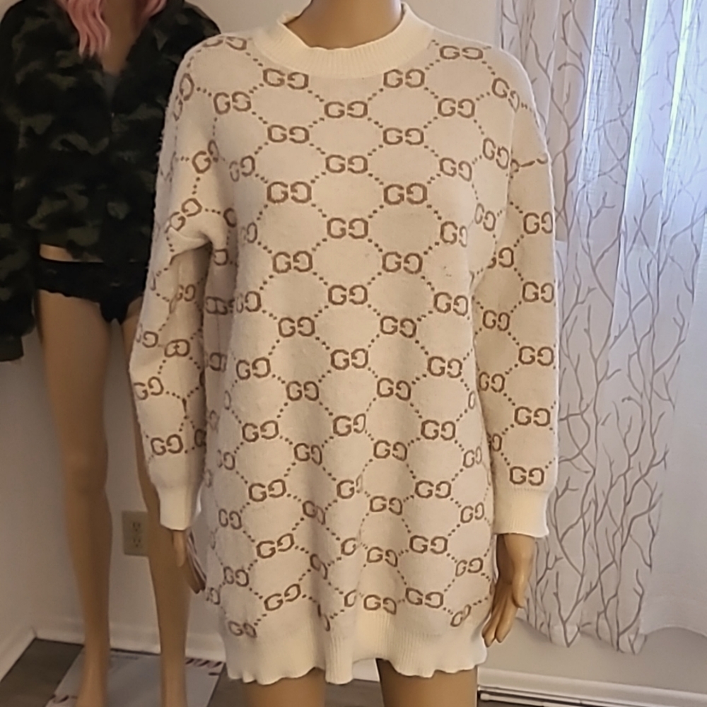 Gucci Monogram Sweater GG size M Beige Cream Unisex